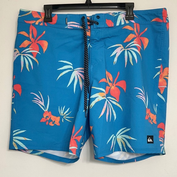 Quicksilver Men's Boardshorts Surfsilk Swimming Trunk Shorts Size 38 - Picture 1 of 10